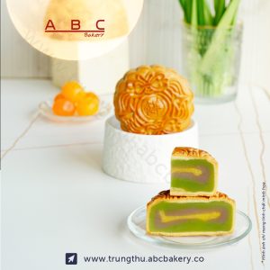 Lá Dứa Khoai Môn Hoàng Kim